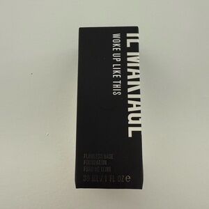 IL MAKIAGE Woke Up Like This Foundation